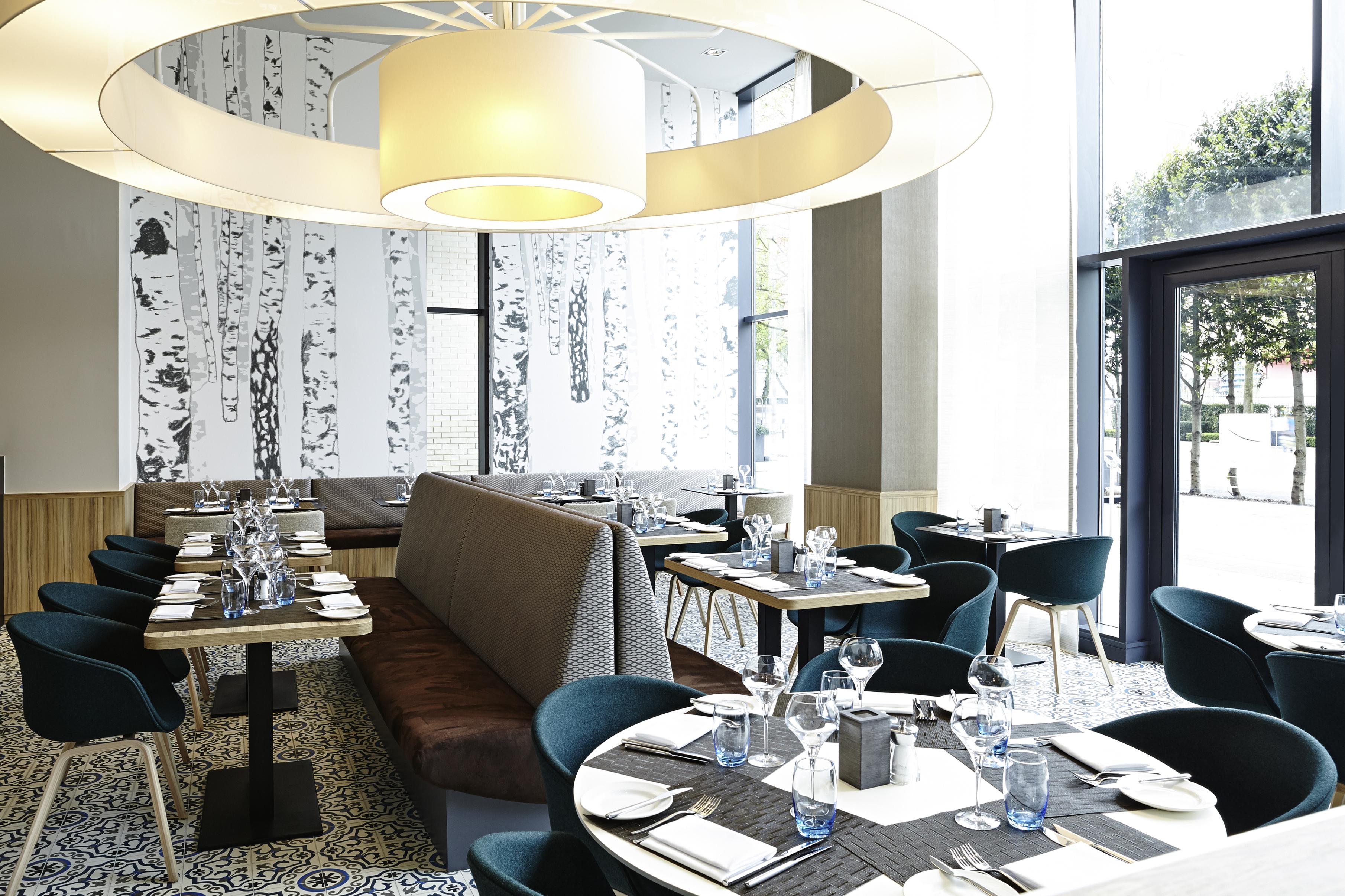 Novotel London 4*