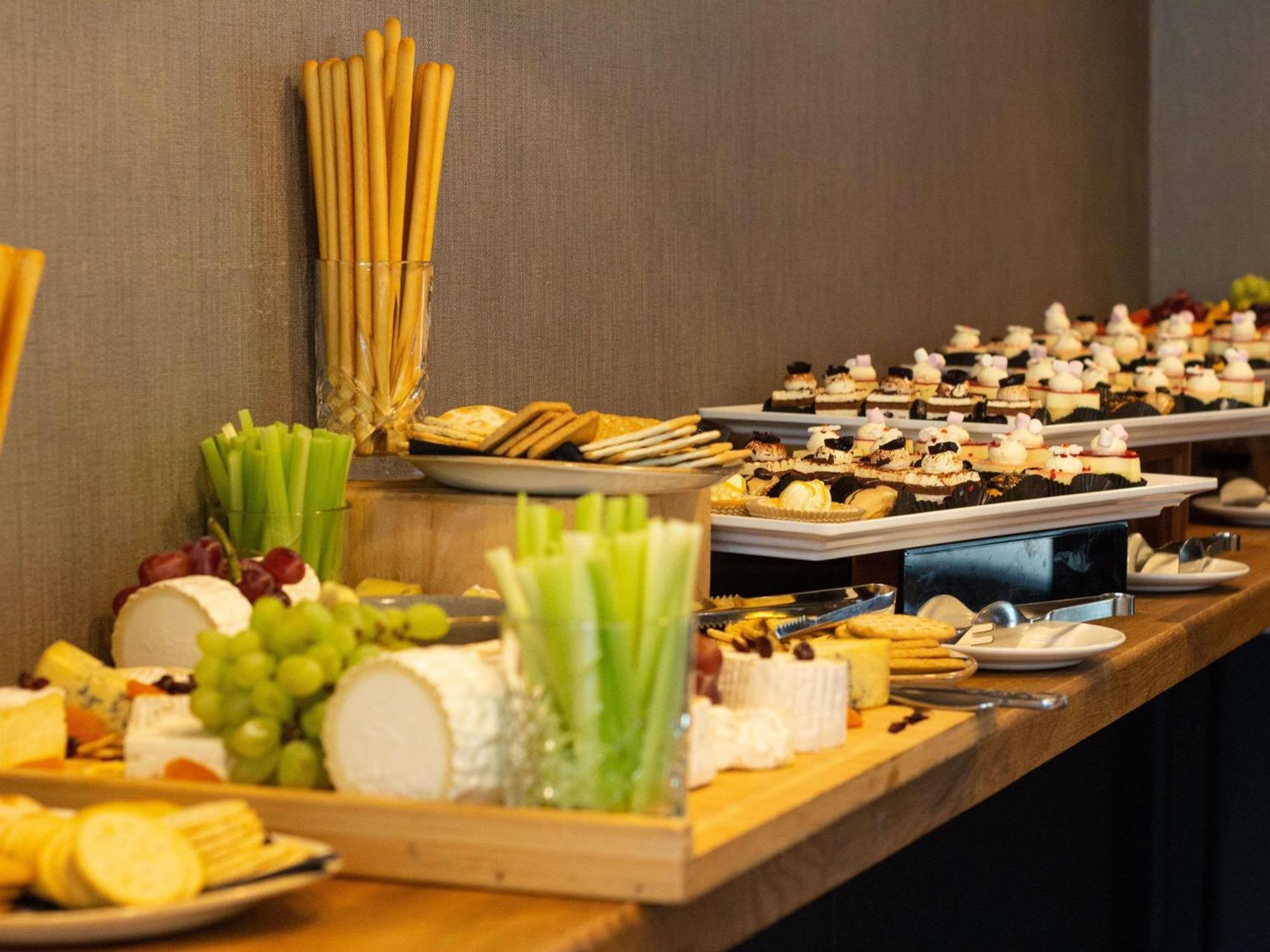 Novotel London 4*