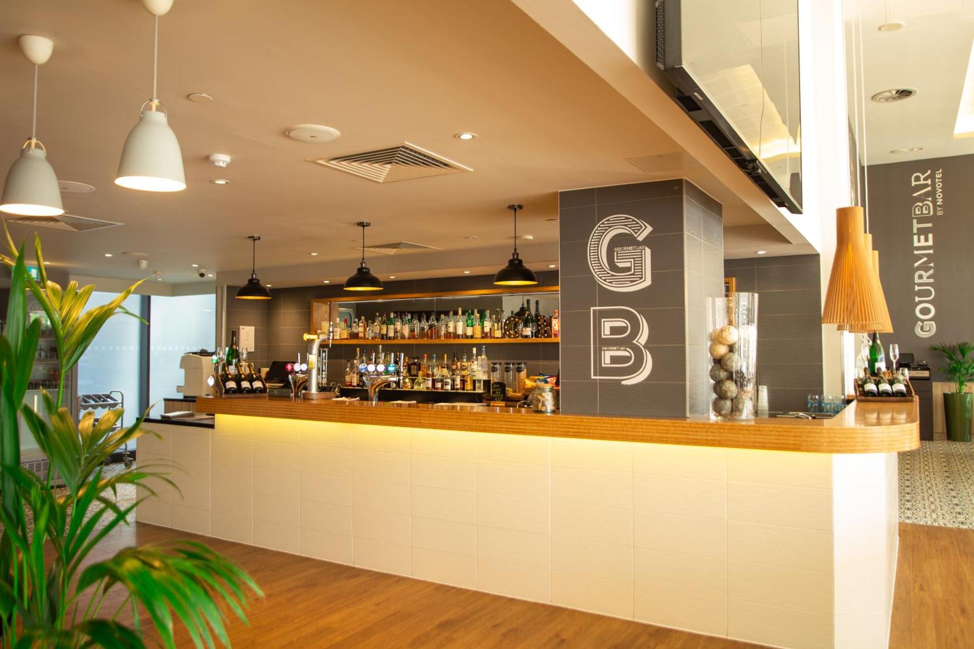 Novotel London Hotel 4*