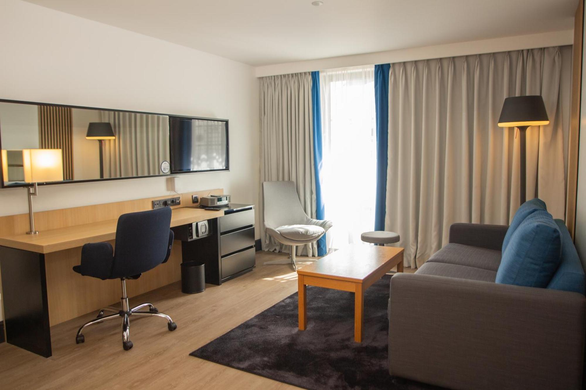 Novotel London 4* Wembley